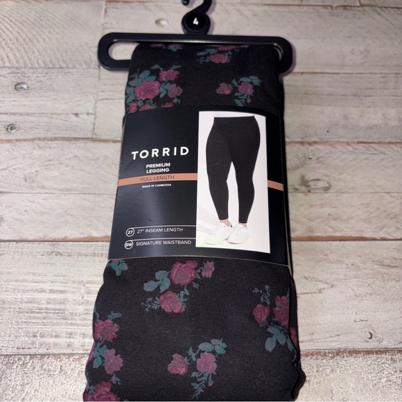 torrid Pants - Torrid  Full Length Signature Waist Premium Leggings Sydney Floral Black 4X